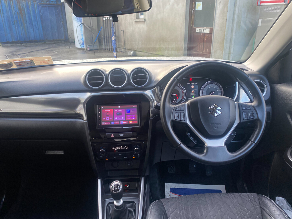 2022 Suzuki Vitara - image 14