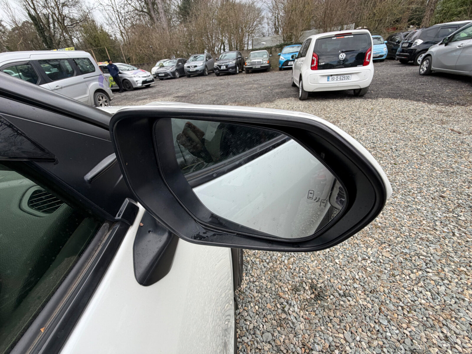 2022 Toyota Yaris Cross - image 18