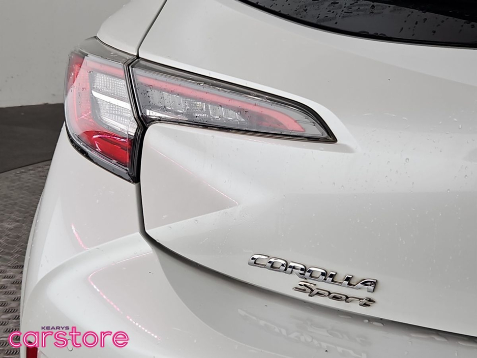 2022 Toyota Corolla - image 16