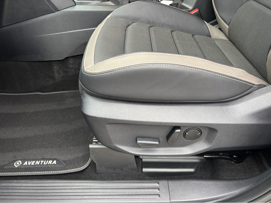 2024 Volkswagen Amarok AVENTURA V6 TDI 4M DC 4MOTION €61,900