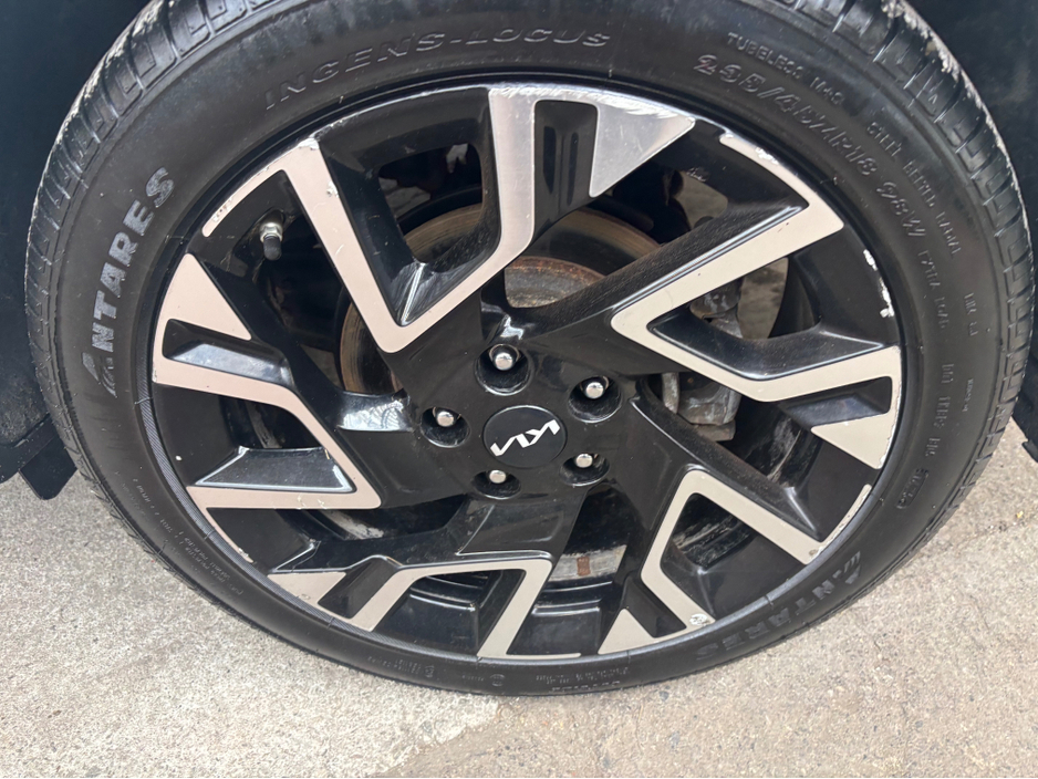 2023 Kia XCeed - image 19