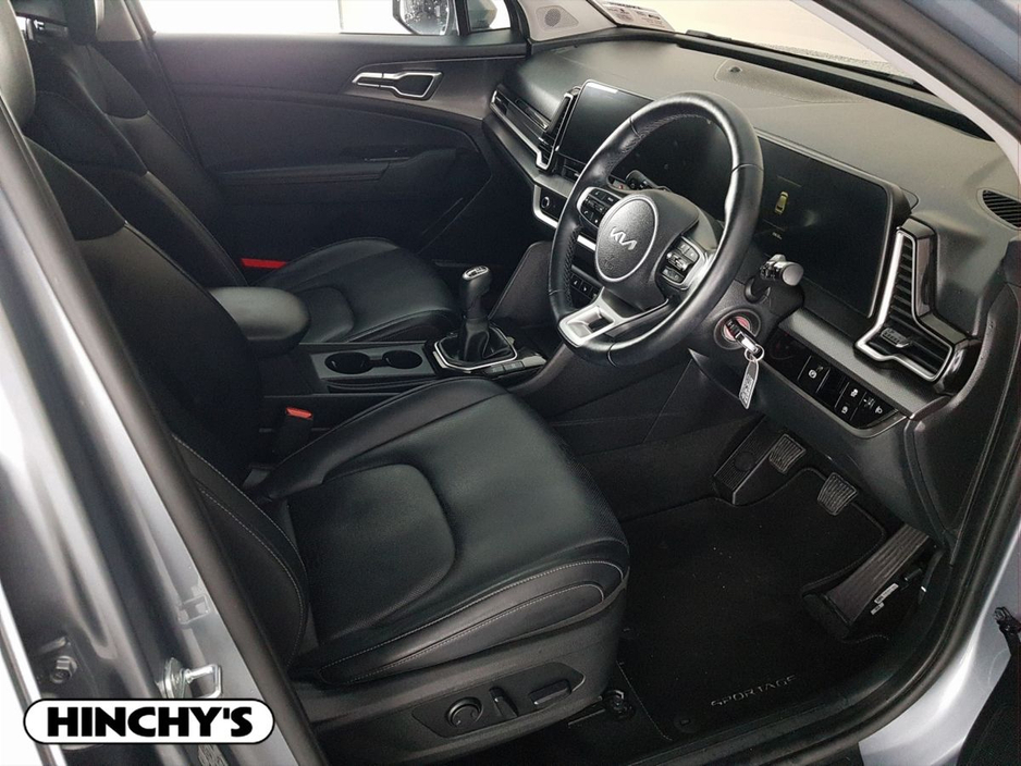 2024 Kia Sportage - image 6