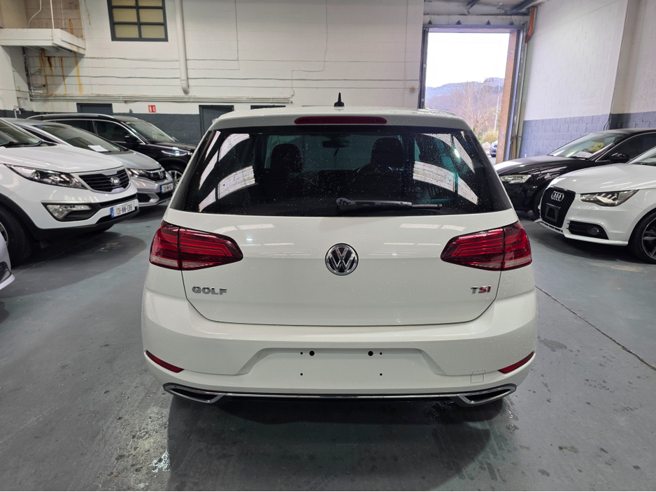 2018 Volkswagen Golf Highline €18,950
