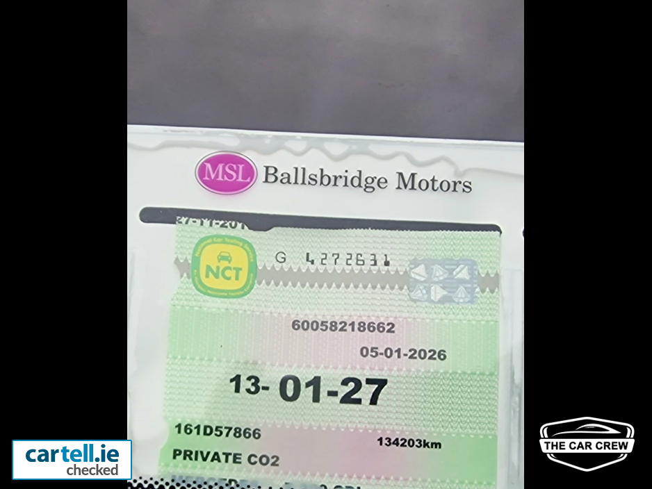 2016 Mercedes-Benz E Class - image 20