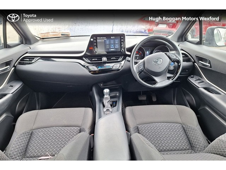 2023 Toyota C-HR - image 8