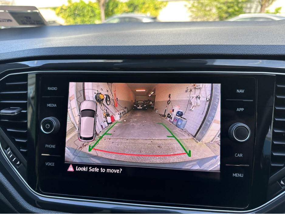 2019 Volkswagen T-Roc - image 16