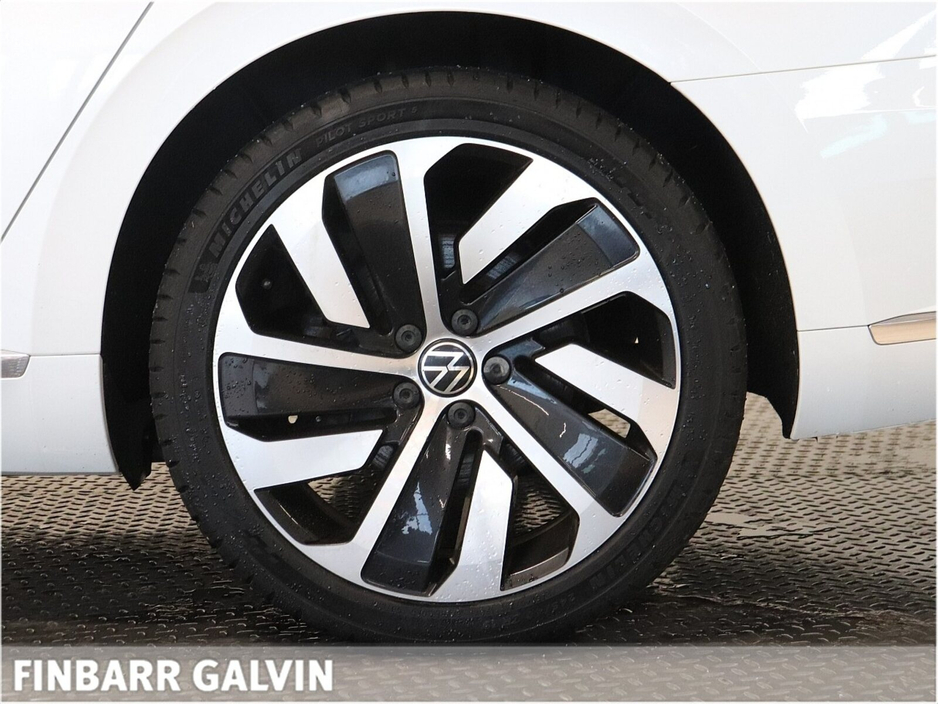 2022 Volkswagen Arteon 1.4TSI PHEV 218HP R-LINE €31,950