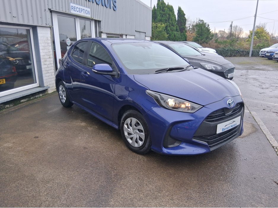 2021 Toyota Yaris Cross - image 4