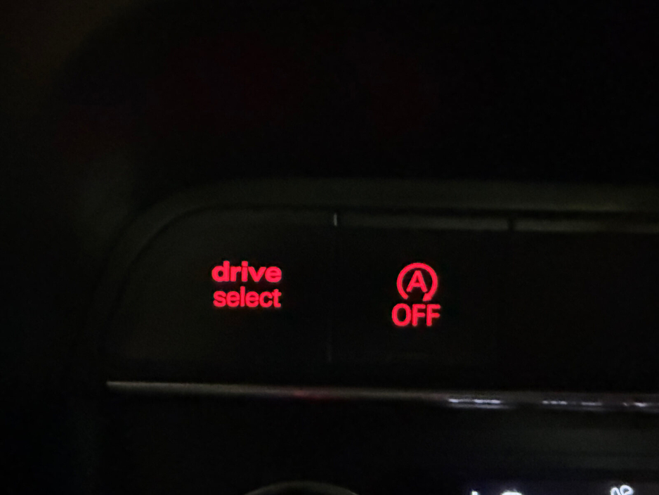 2016 Audi Q3 - image 15