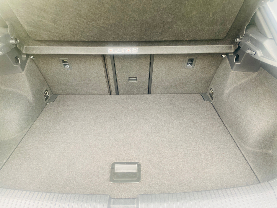 2020 Volkswagen T-Roc - image 24