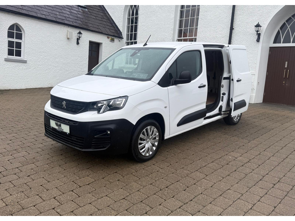 2022 Peugeot Partner 1.5 BLUE HDI 100 LONG BODY 6.2 €13,750