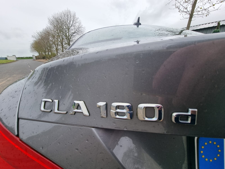 2016 Mercedes-Benz CLA Class - image 5