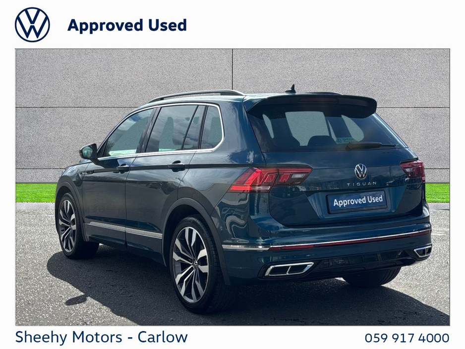 2024 Volkswagen Tiguan - image 3