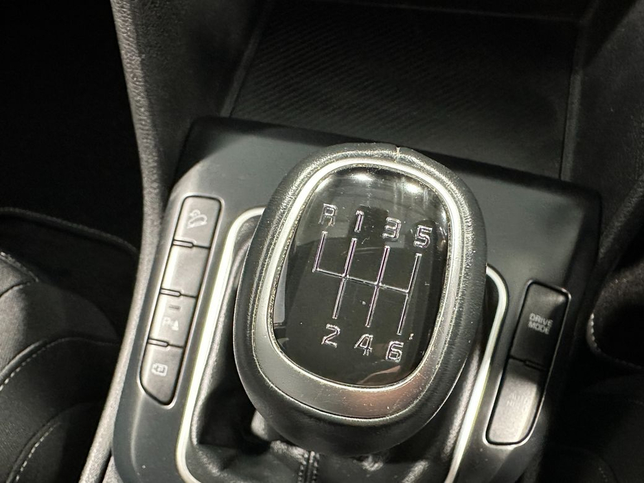 2023 Kia Sportage - image 22