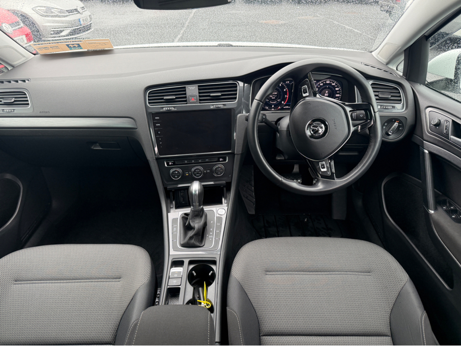 2018 Volkswagen Golf - image 15