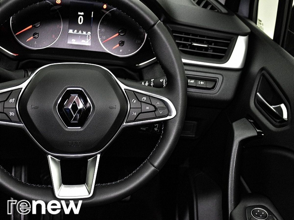 2022 Renault Captur - image 32