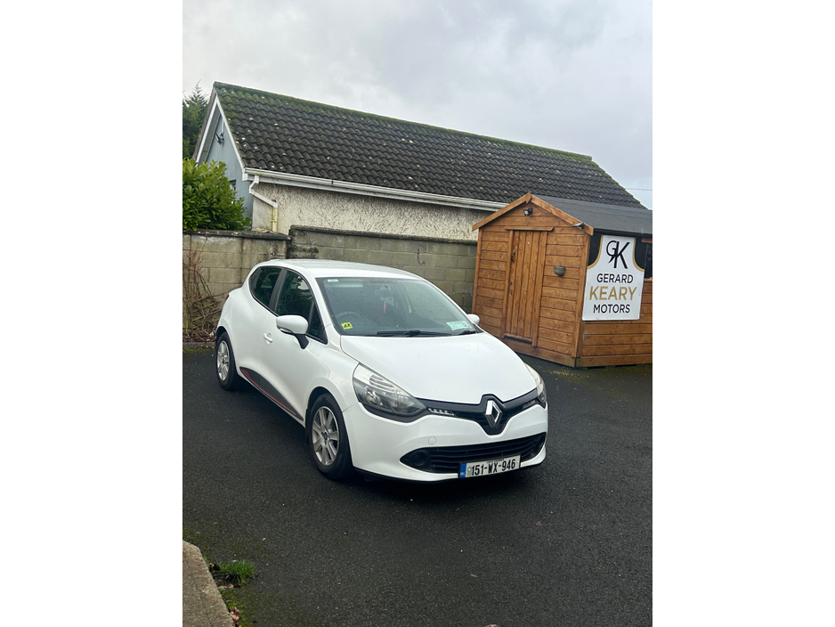 2015 Renault Clio IV EXPRESSION 1.5 DCI 90 4DR €7,800