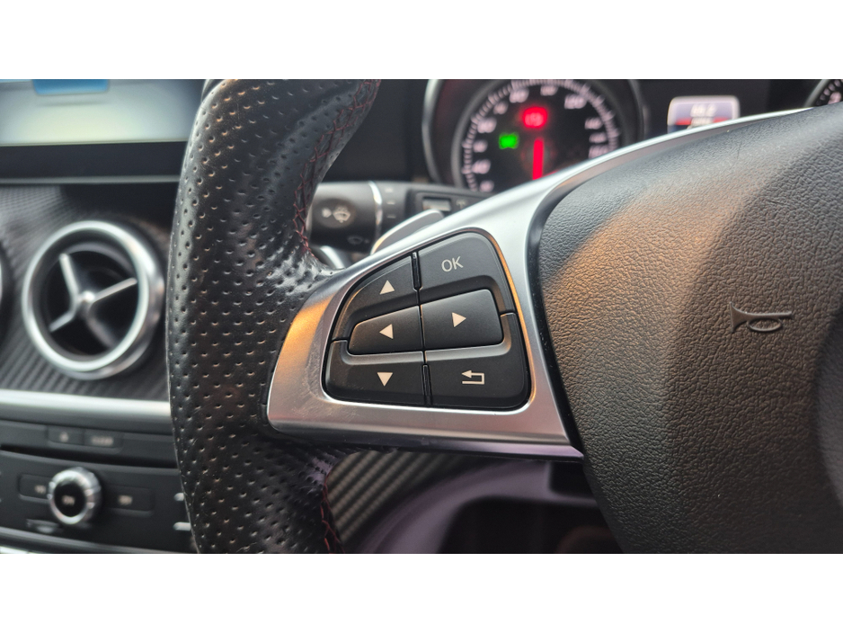 2018 Mercedes-Benz A Class - image 17