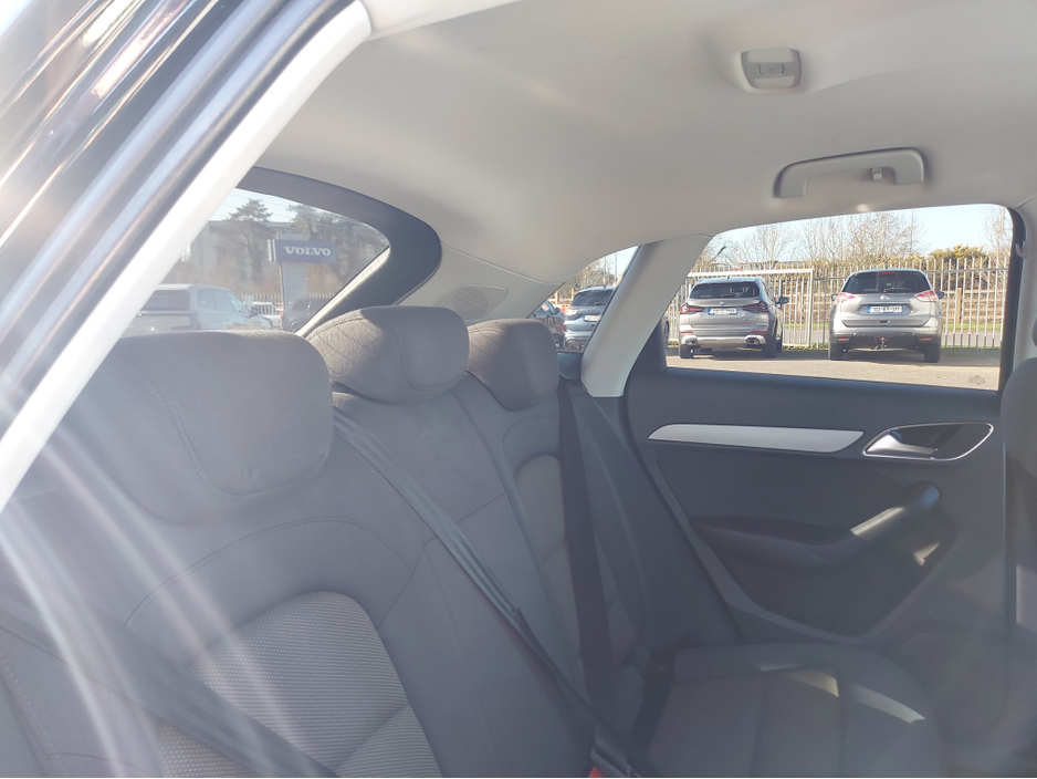 2014 Audi Q3 - image 12