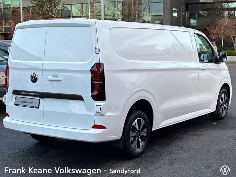 2026 Volkswagen Transporter - image 9
