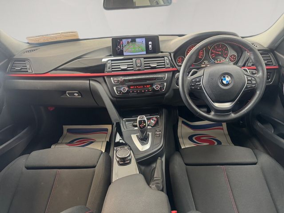 2015 BMW 3 Series - image 15