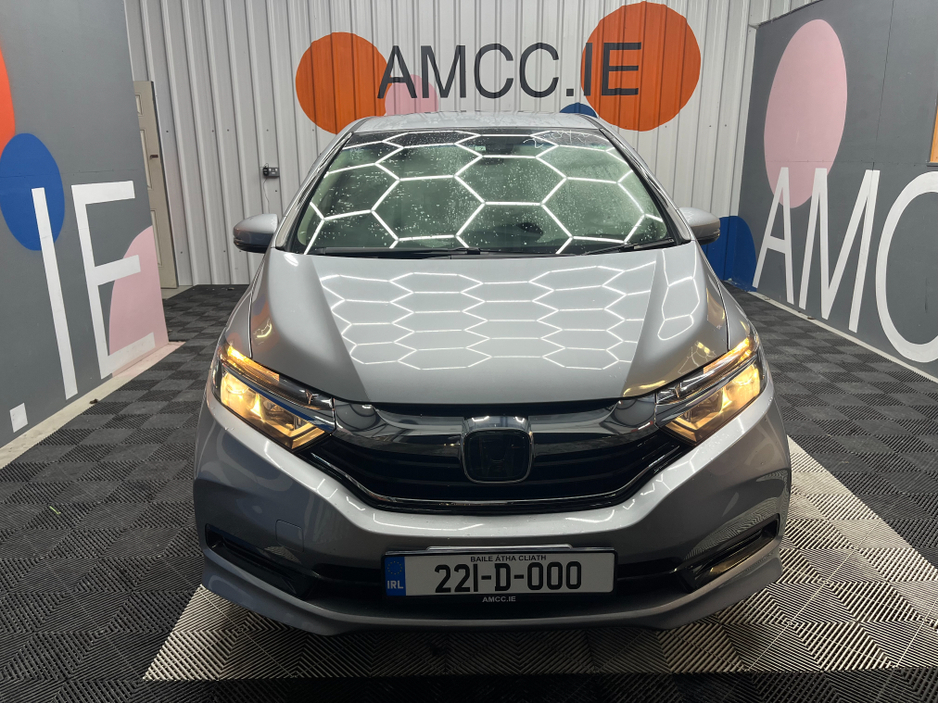 2022 Honda Shuttle €17950 2022 HONDA SHUTTLE HYBRID SENSING / REVERSE CAMERA/ CRUISE CONTROL €17,950