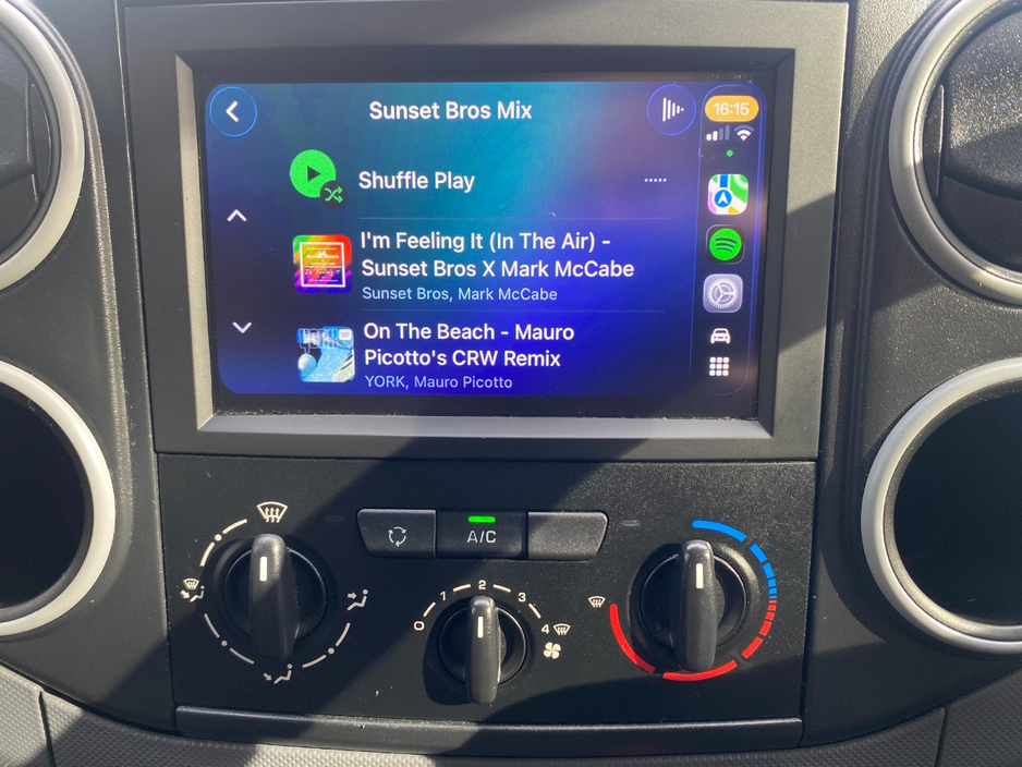 2017 Citroen Berlingo - image 19