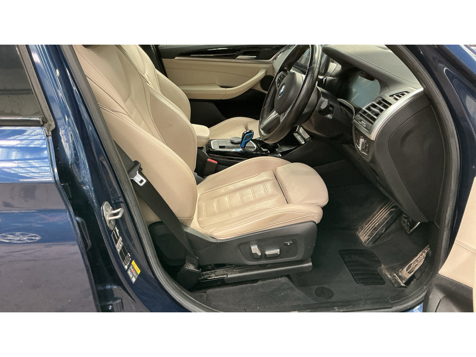 2022 BMW iX3 - image 7