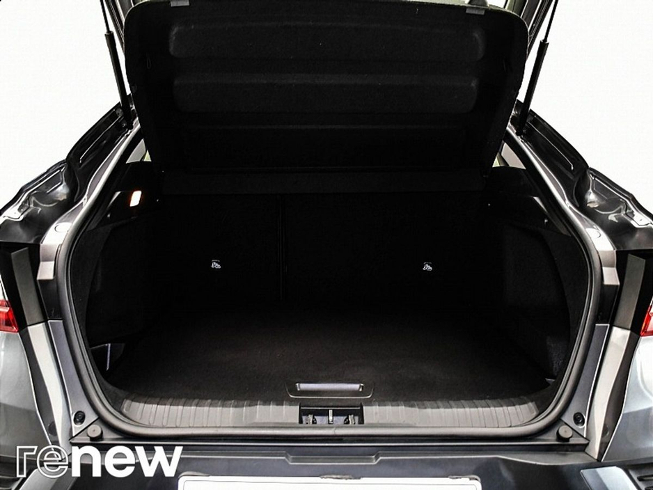 2023 Renault Arkana - image 12