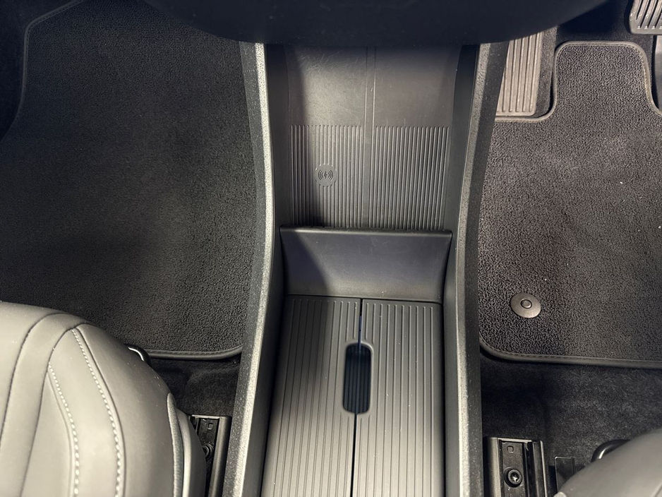 2024 Volvo EX30 - image 17