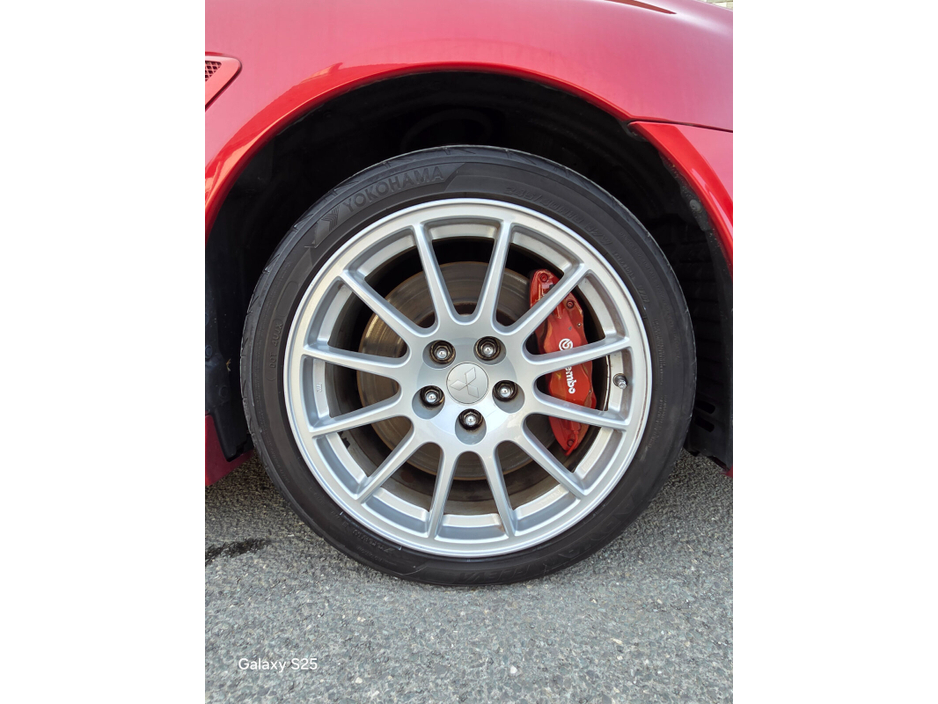 2010 Mitsubishi Lancer - image 8