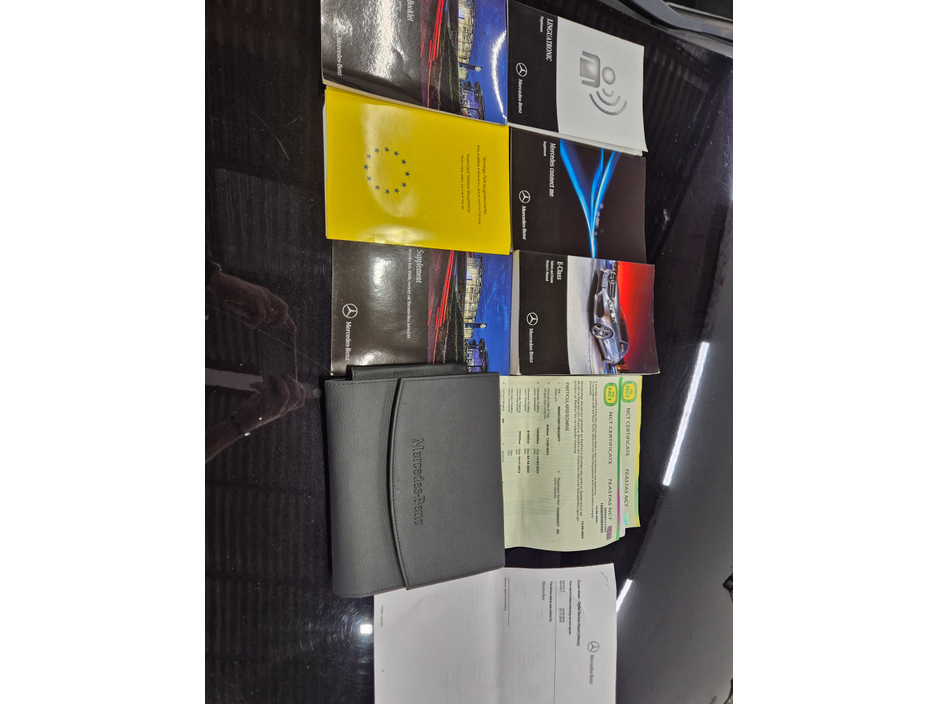 2015 Mercedes-Benz E Class - image 10