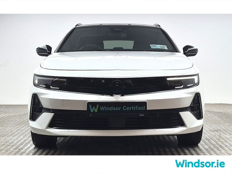 2025 Opel Astra GS 55KWh EV €37,995