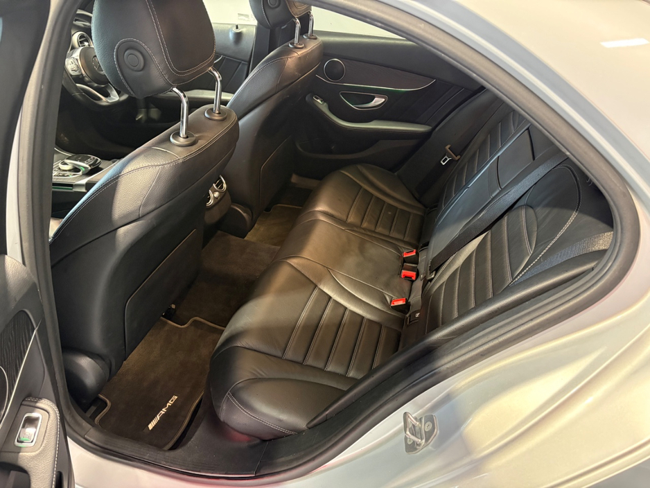 2020 Mercedes-Benz C Class - image 9