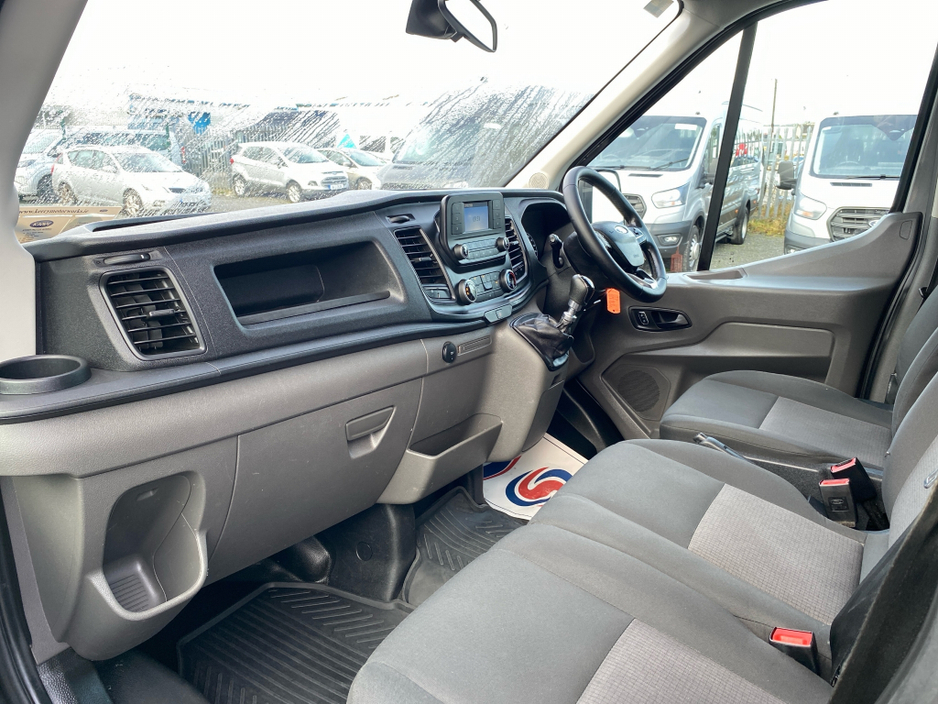 2023 Ford Transit - image 8