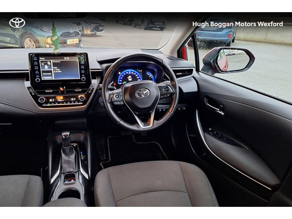 2021 Toyota Corolla - image 9