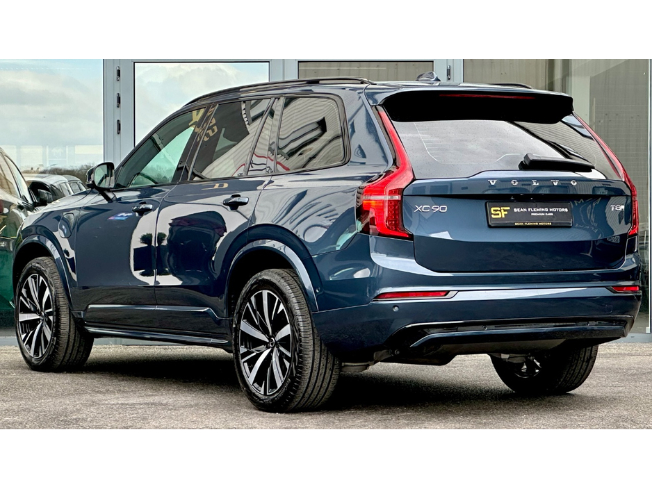 2026 Volvo XC90 - image 24