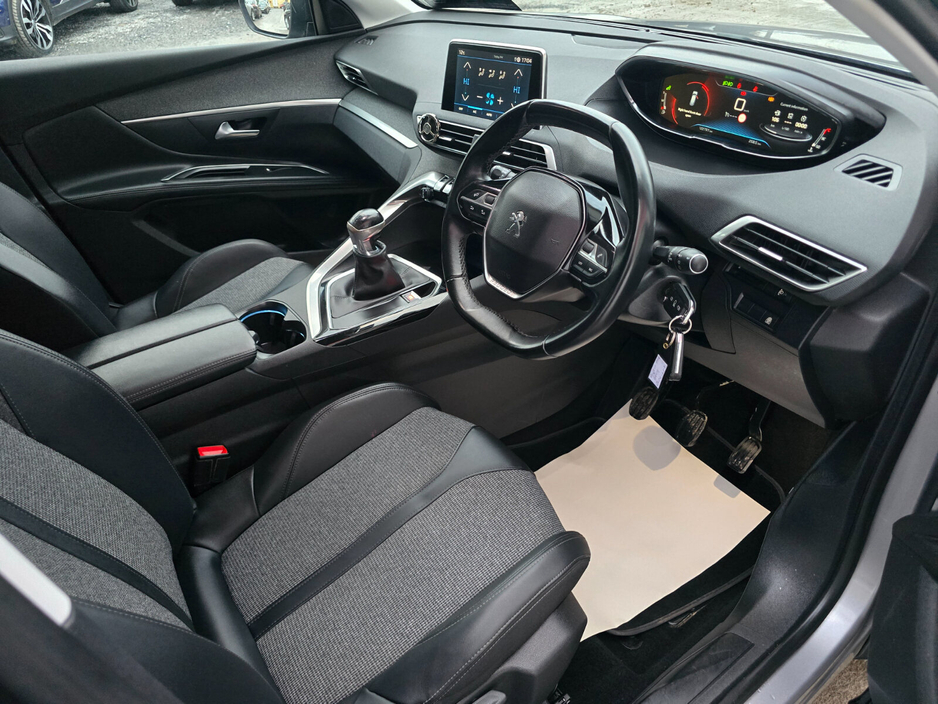 2020 Peugeot 5008 1.5 BlueHDi 130bhp Allure €24,950