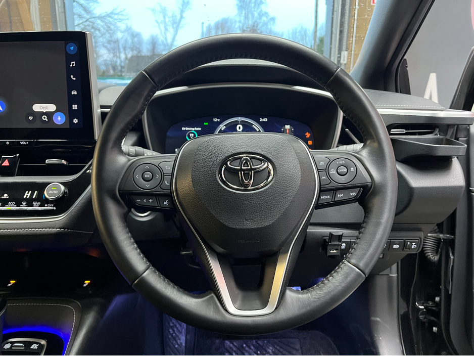 2023 Toyota Corolla - image 8