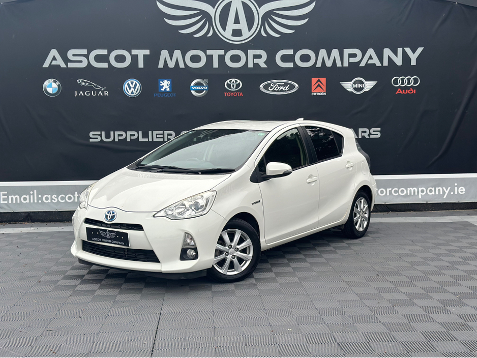 2014 Toyota Aqua Automatic €9,250