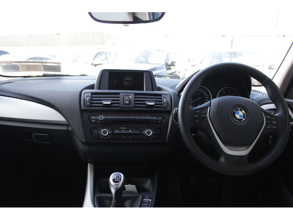 2015 BMW 1 Series - image 18