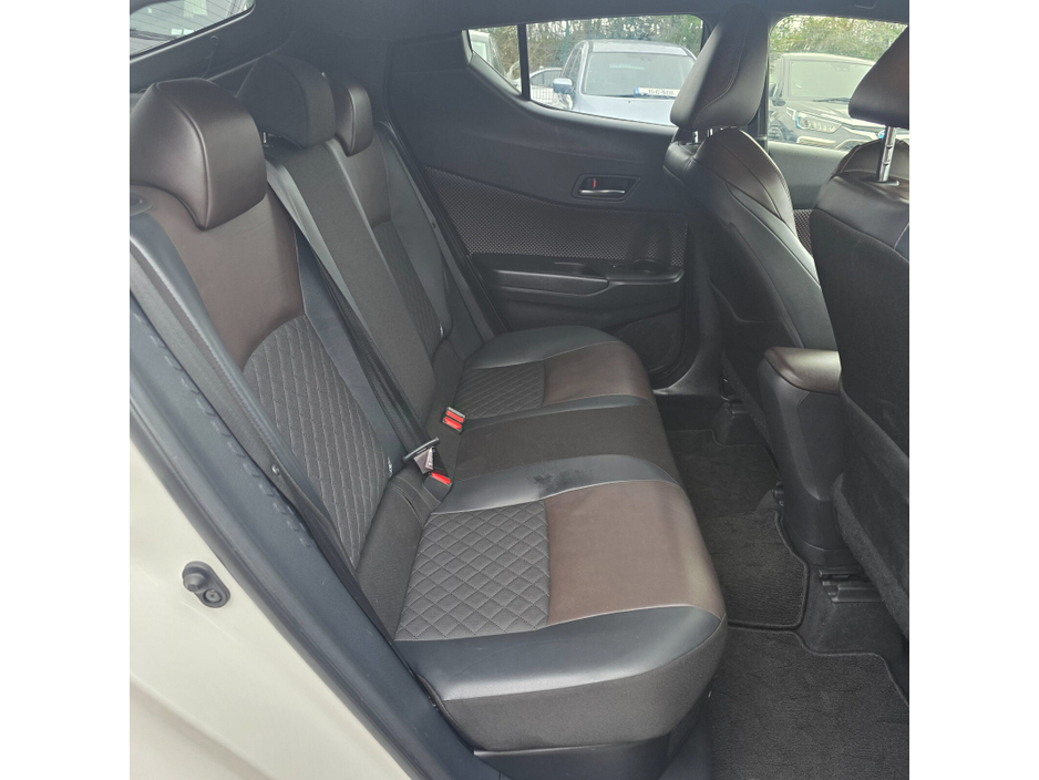2018 Toyota C-HR - image 23