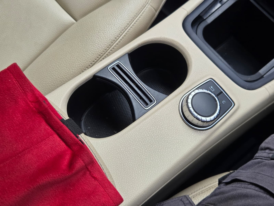 2015 Mercedes-Benz GLA Class - image 22