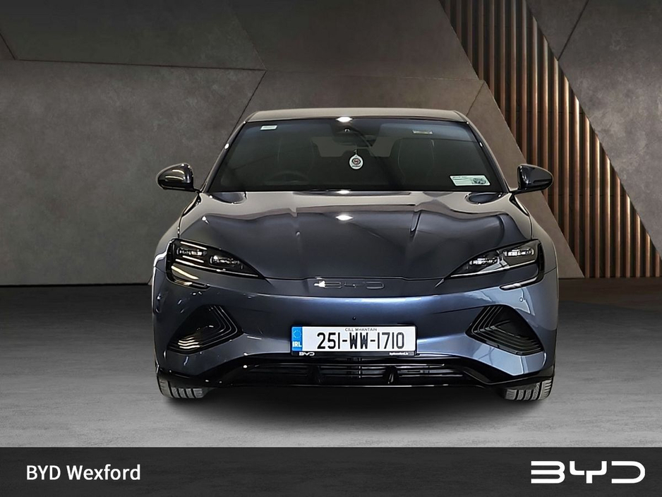 2025 BYD Seal - image 2