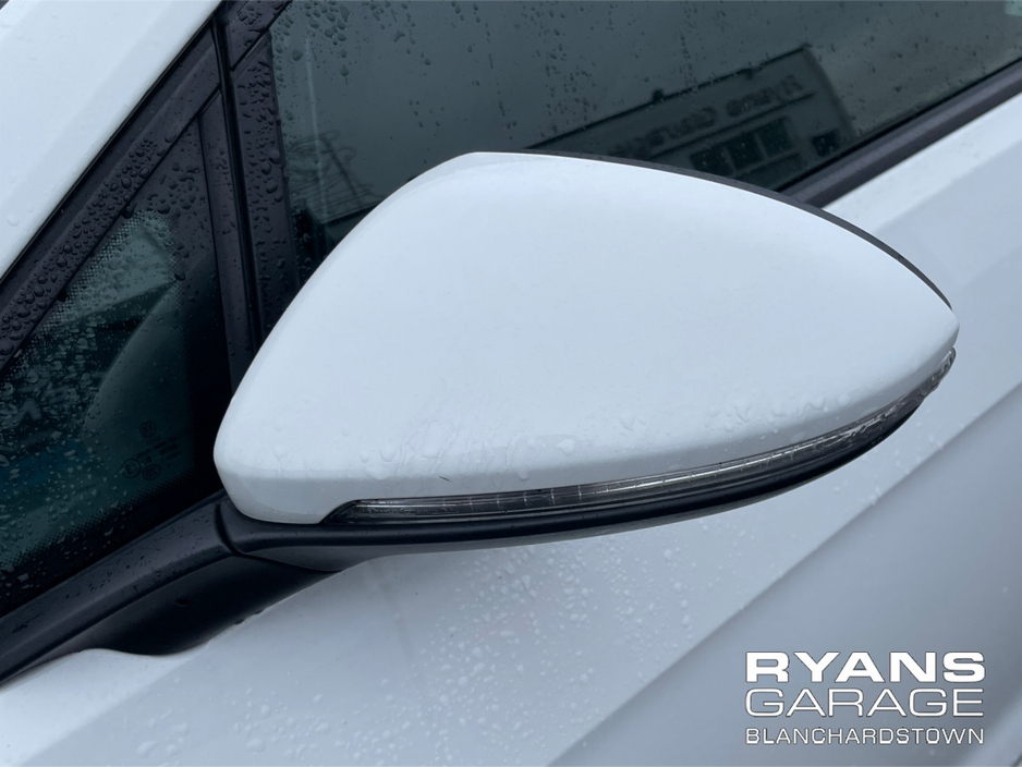 2017 Volkswagen Golf **DEPOSIT PAID** 1.2 TSI AUTO 5DR €15,500