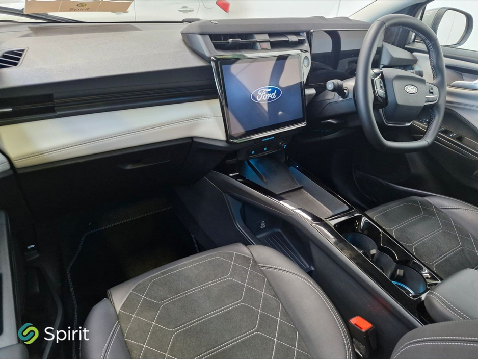 2026 Ford Puma - image 4