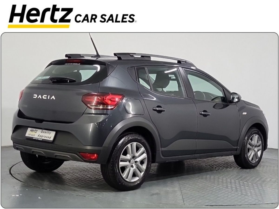 2023 Dacia Sandero Stepway - image 8