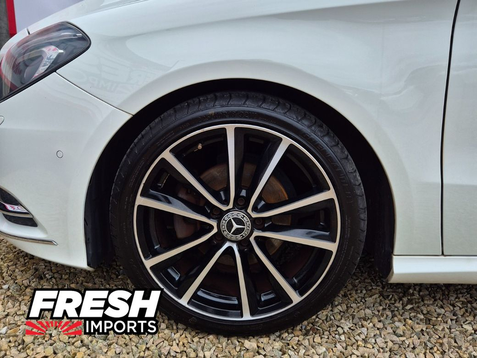 2014 Mercedes-Benz 180 *TOP SPEC MODEL*