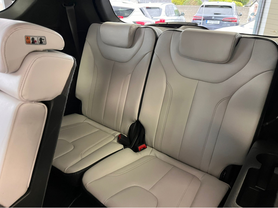 2021 Hyundai Santa Fe - image 19