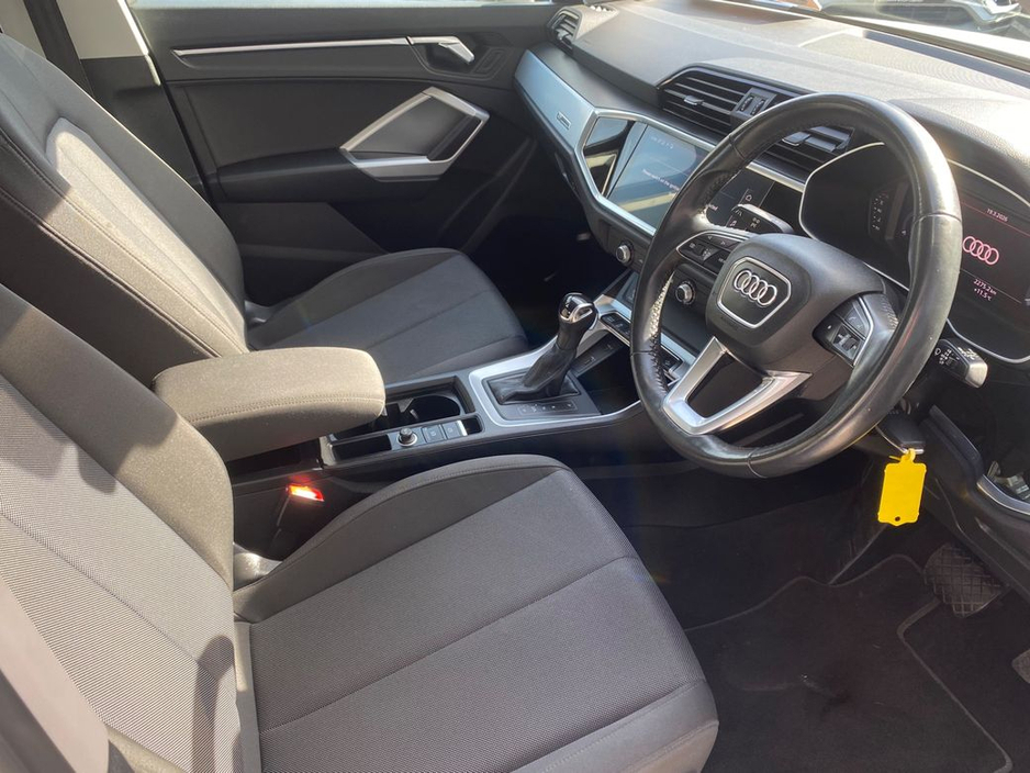 2019 Audi Q3 - image 11